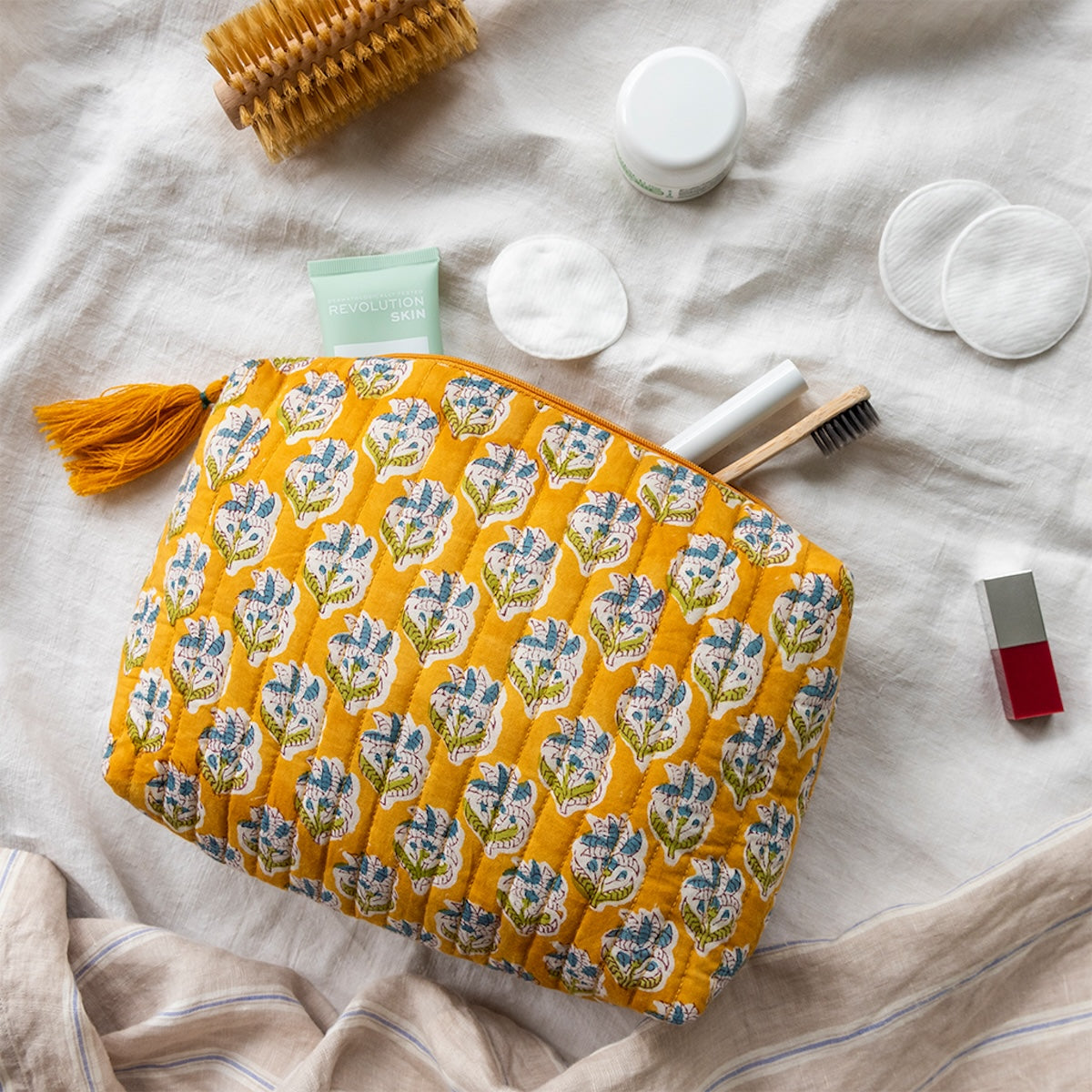 Heliotique Floral Cotton Wash Bag - Kimaya
