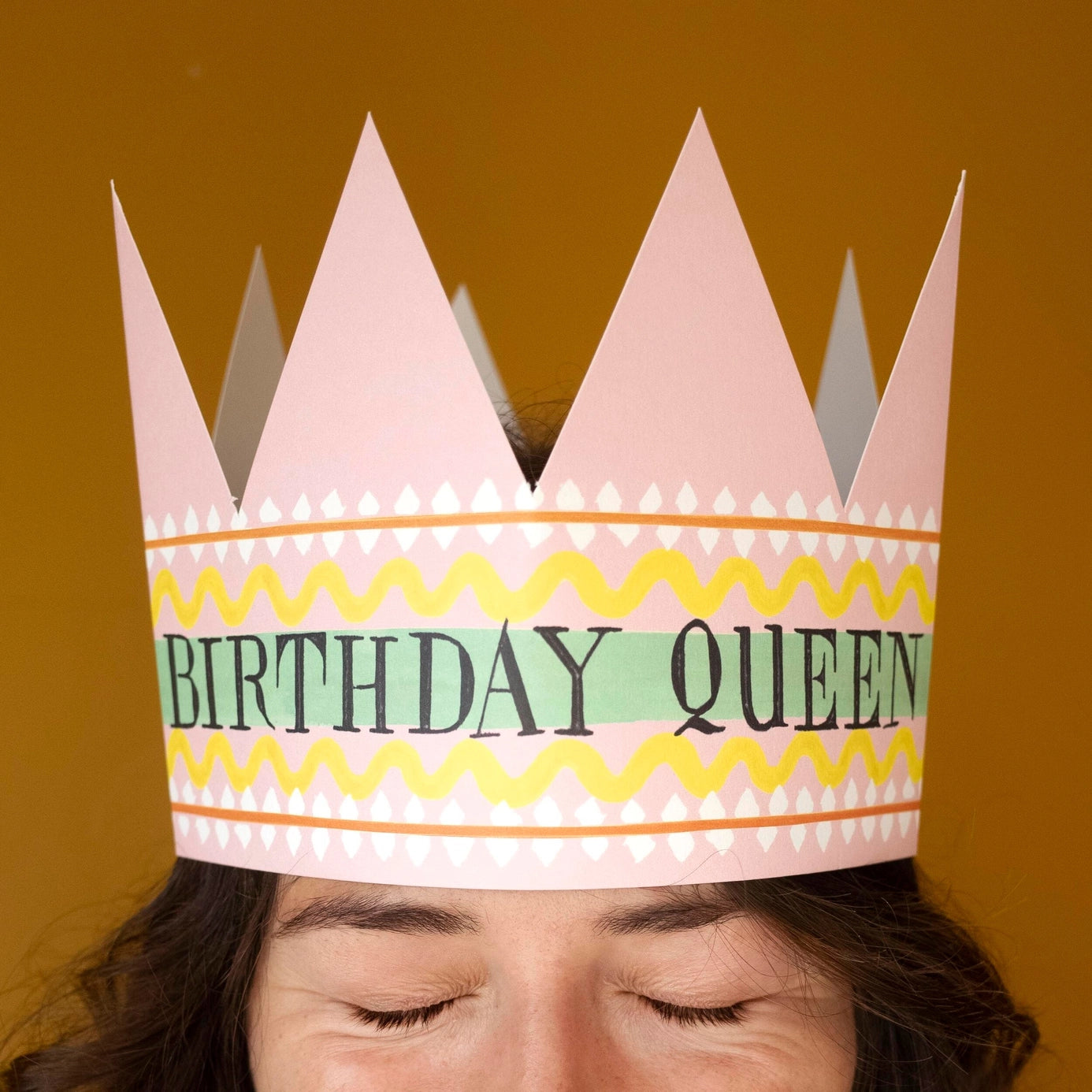 Heliotique Birthday Queen Crown Card