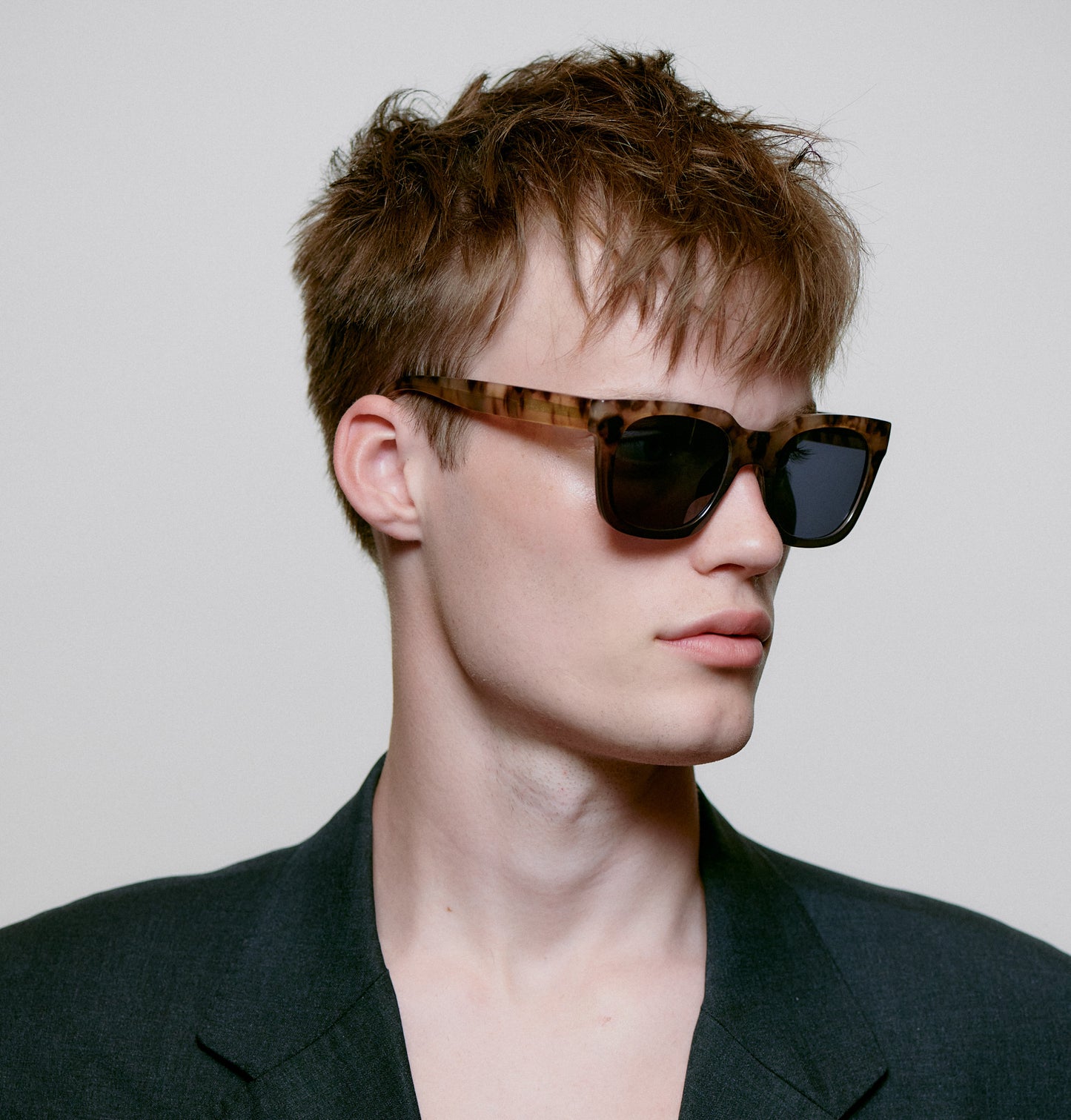 Heliotique Nancy Sunglasses - Coquina / Grey Transparent