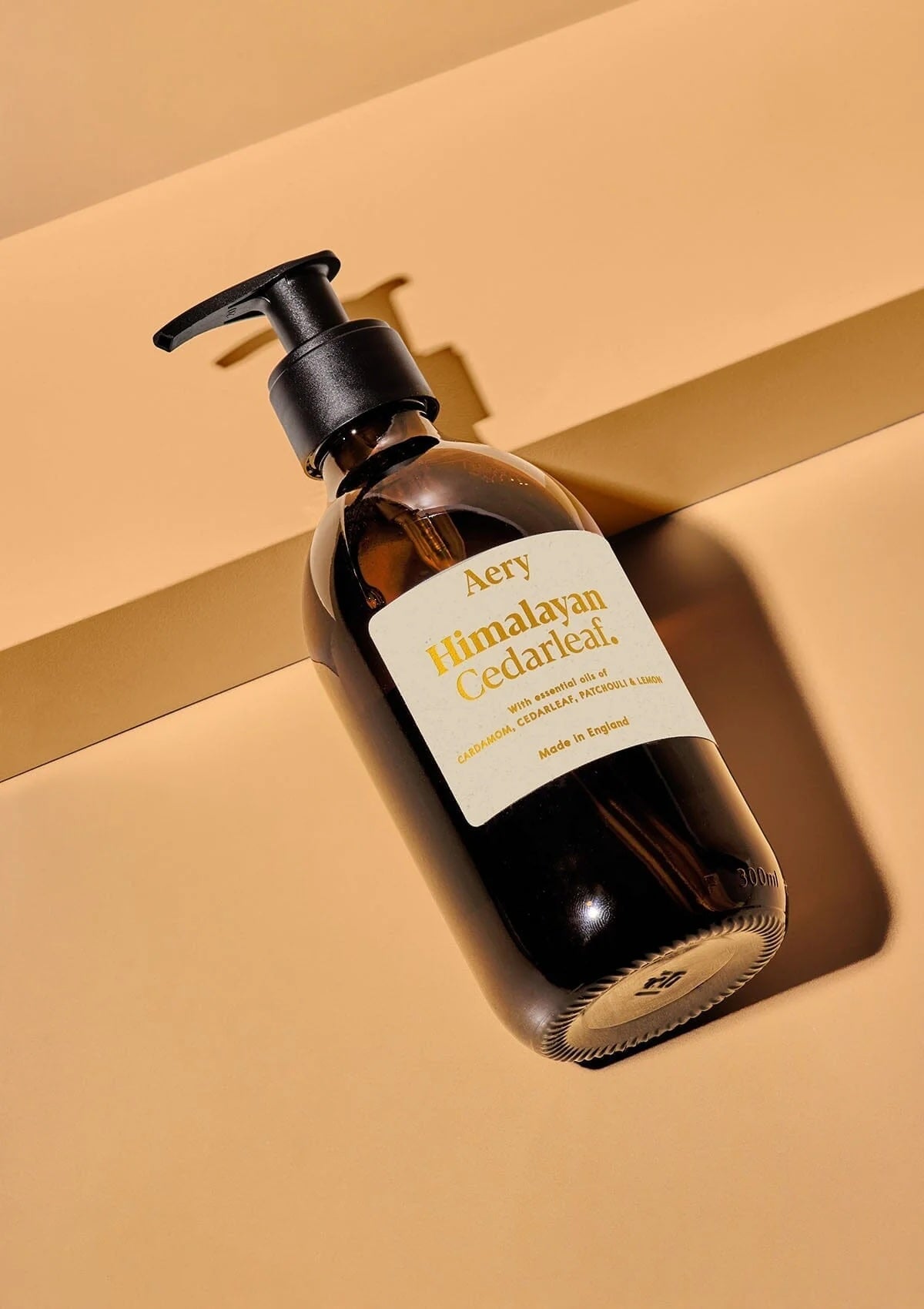 Heliotique | Aery Himalayan Cedarlef Hand / Body Wash