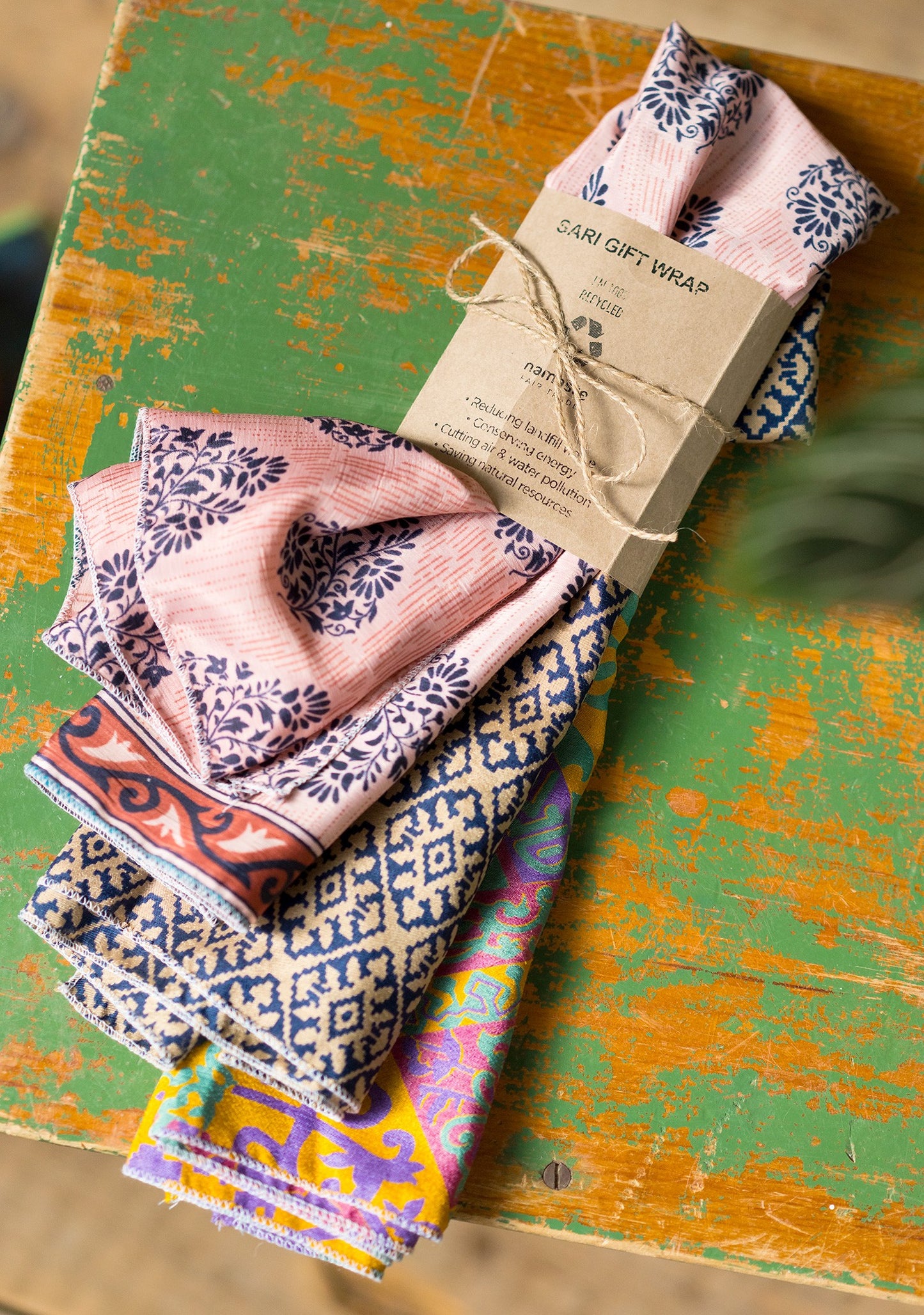 Heliotique Recycled Sari Gift Wrap Set