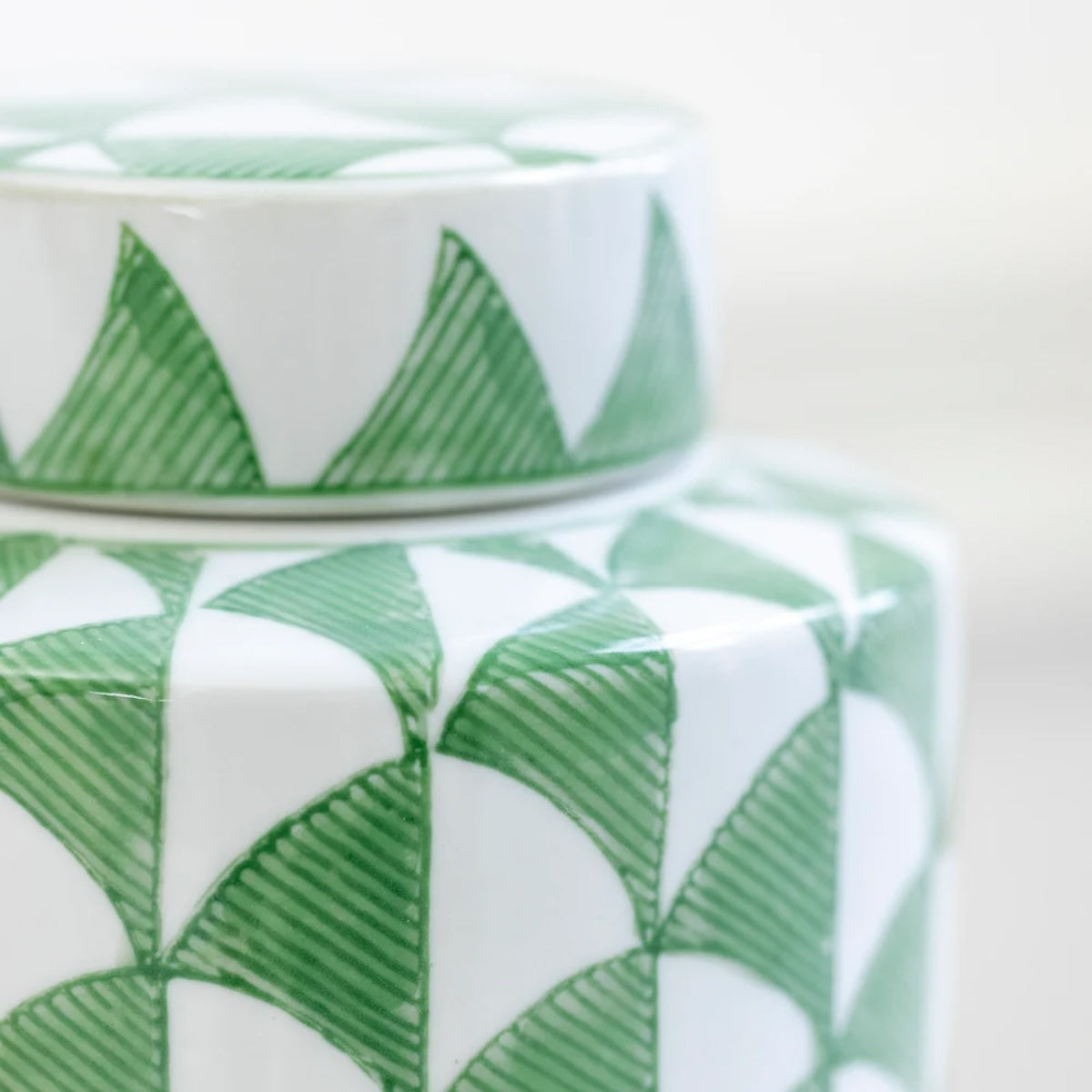 Heliotique | Grand Illusions Fontana Ginger Jar - Green