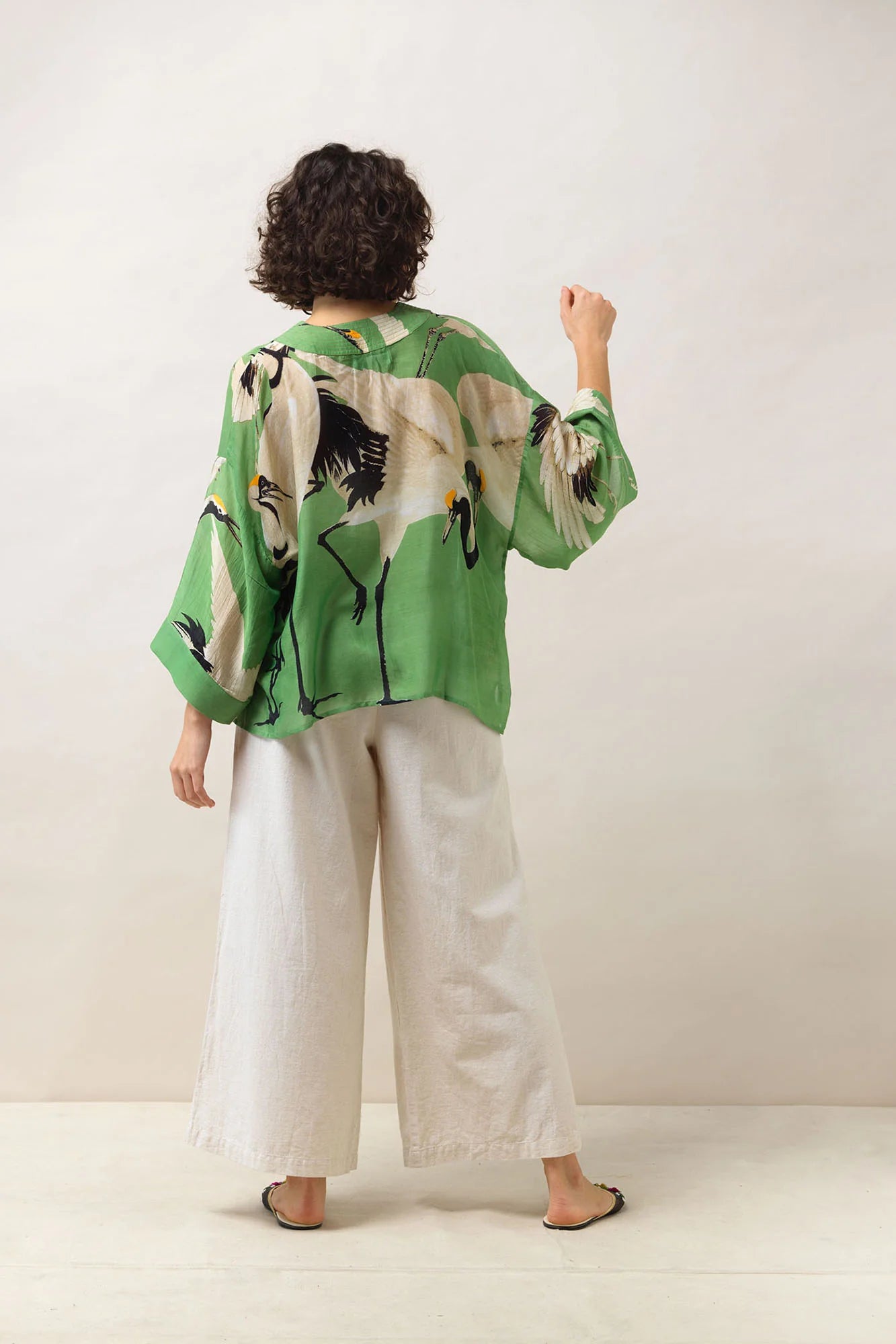 Heliotique Stork Kimono - Pea Green
