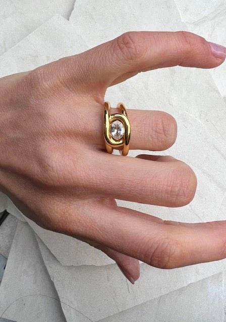 Heliotique | Shyla Anya Ring - Clear