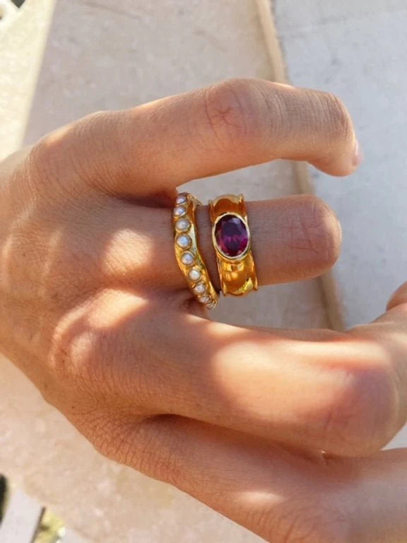 Heliotique | Shyla Juniper Ring - Ruby Red