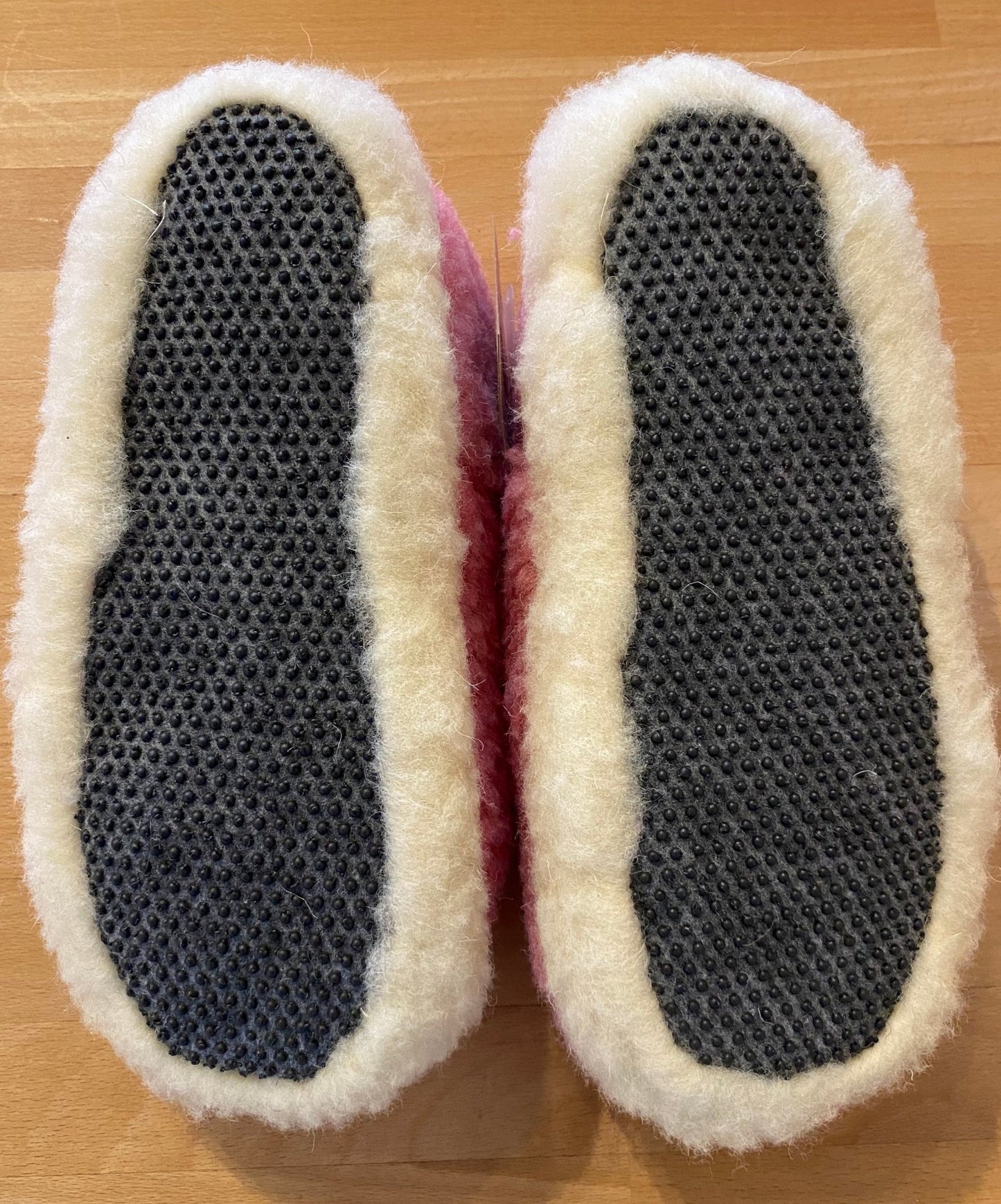 Heliotique | Yoko Wool Siberian Sheepskin Slippers in Pink