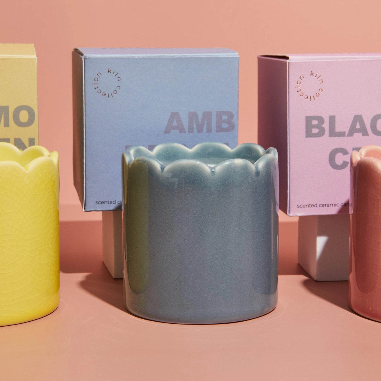 Heliotique Kiln Scalloped Candle - Amber & Bergamot