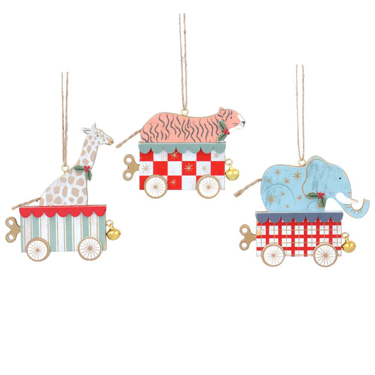 Heliotique | Gisela Graham Wooden Animals In Cart Decoration