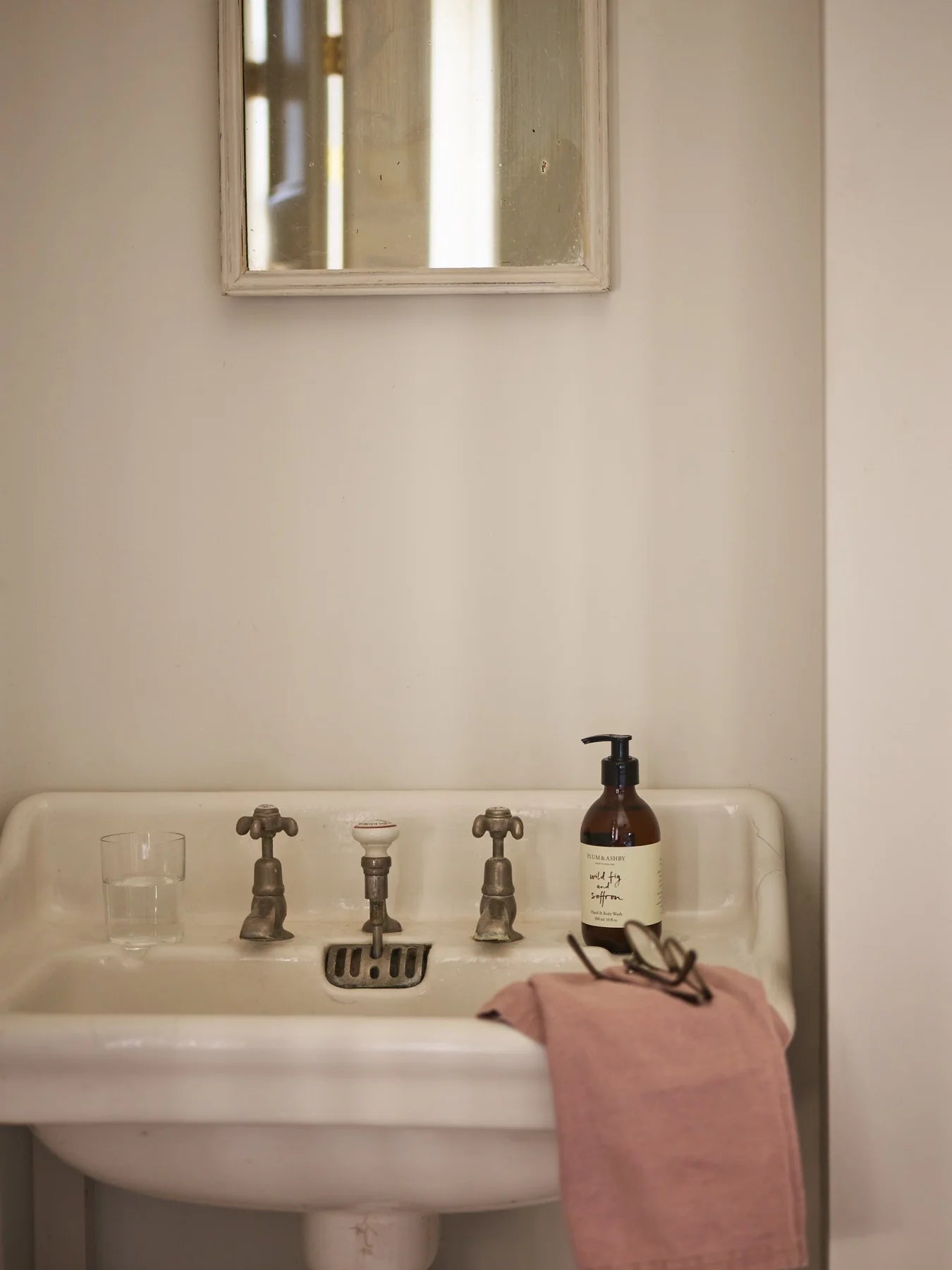 Heliotique | Plum & Ashby Wild Fig & Saffron Hand / Body Wash