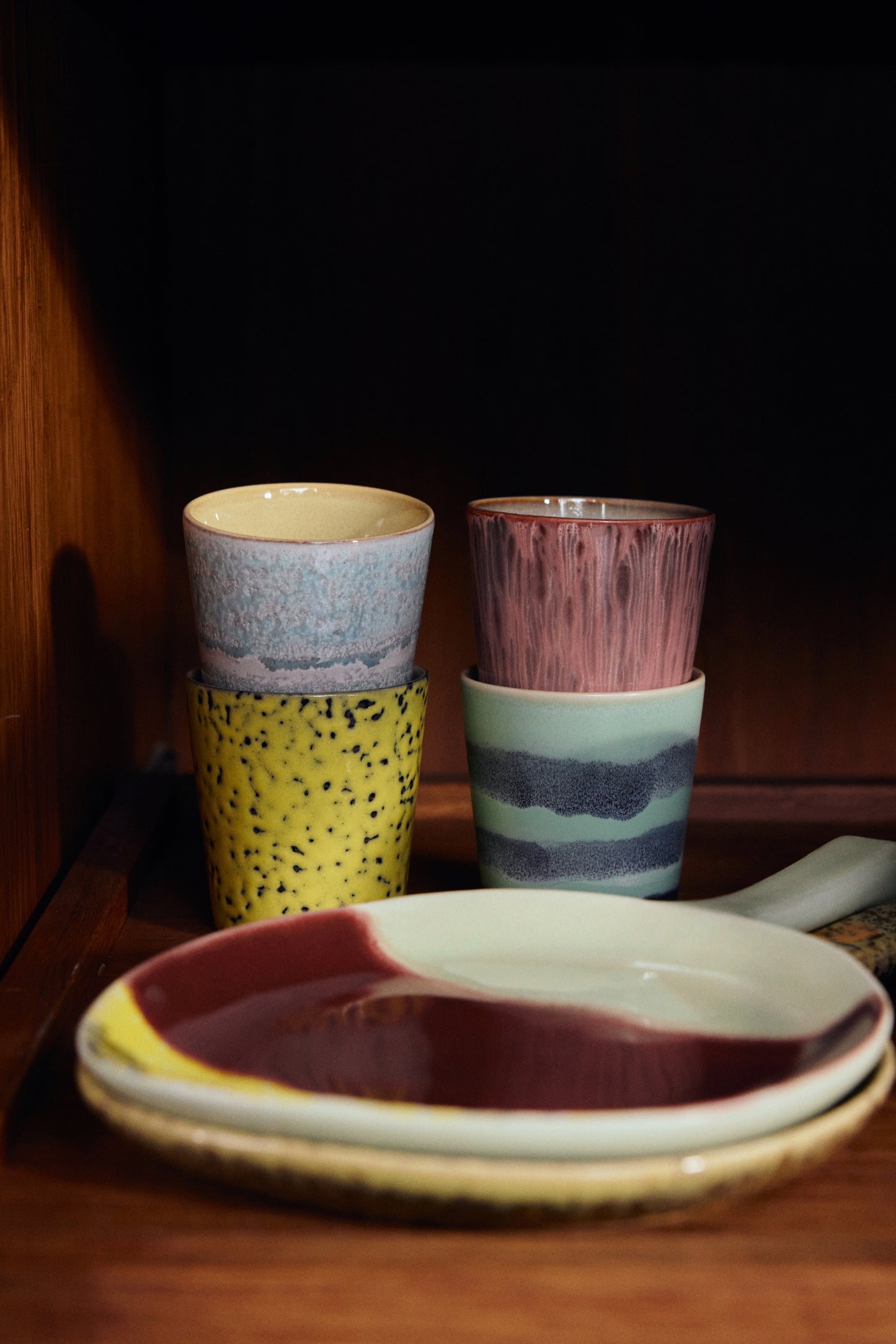 70's Ceramic Coffee Mugs (Set of 4) - Artistic