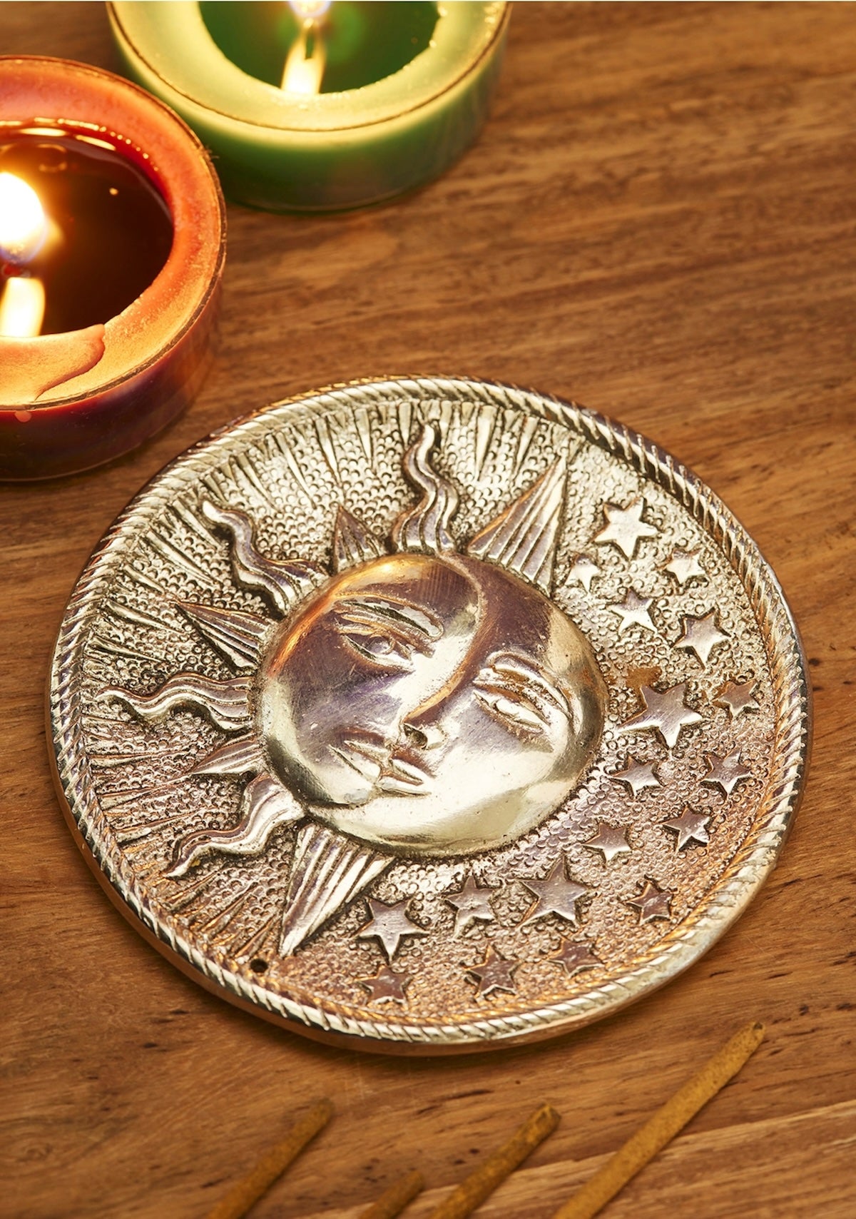 Heliotique | Namaste Sun / Moon Round Incense Holder