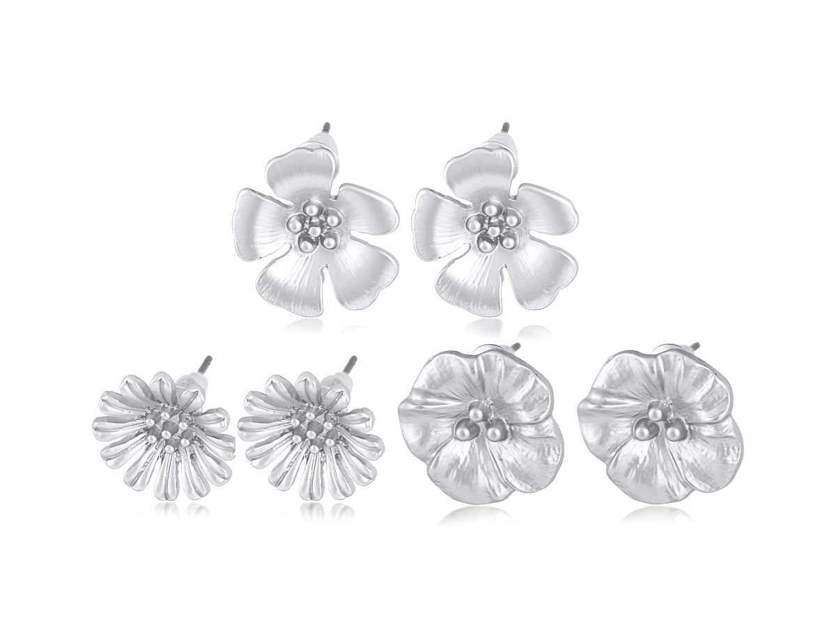 Heliotique | Sandrine Flower Stud Earrings - Silver