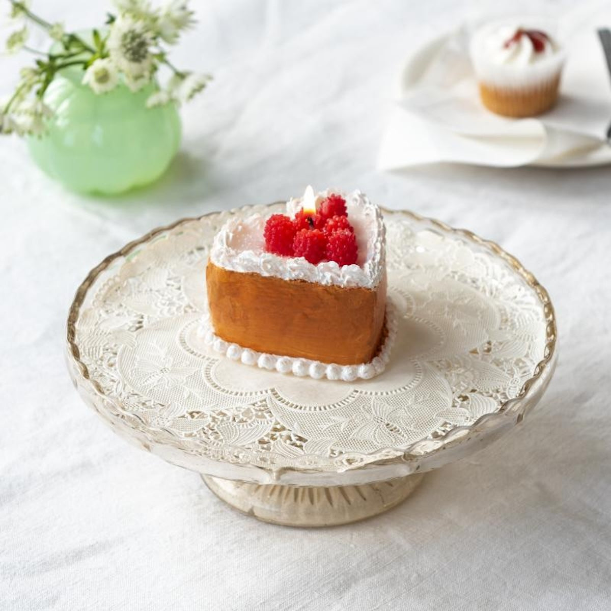 Heliotique Sweet Treat Candle - Heart Cake