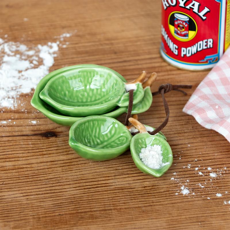 Heliotique Ceramic Measuring Spoons - Lime