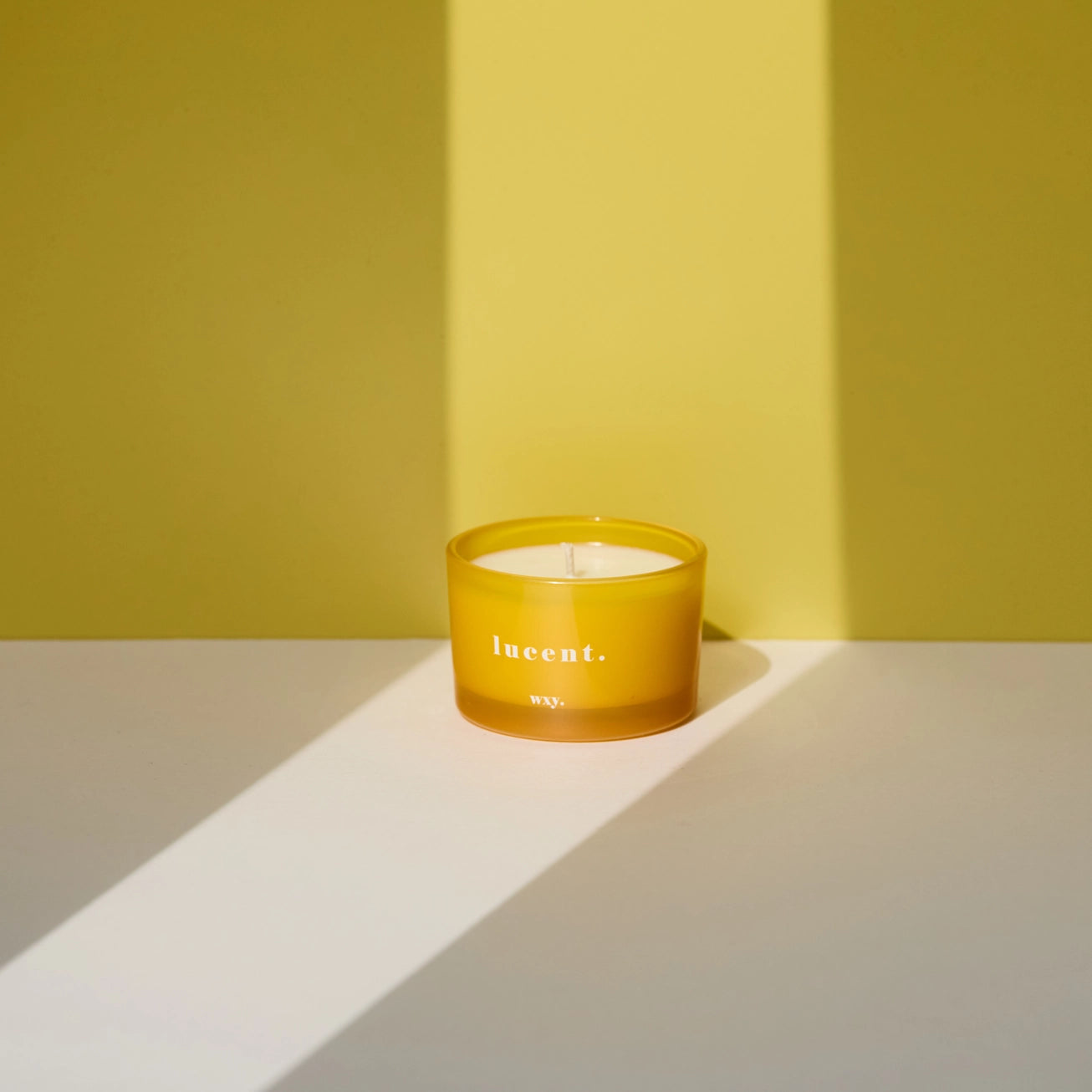 Heliotique Lucent Candle - Sunshine & Cedar