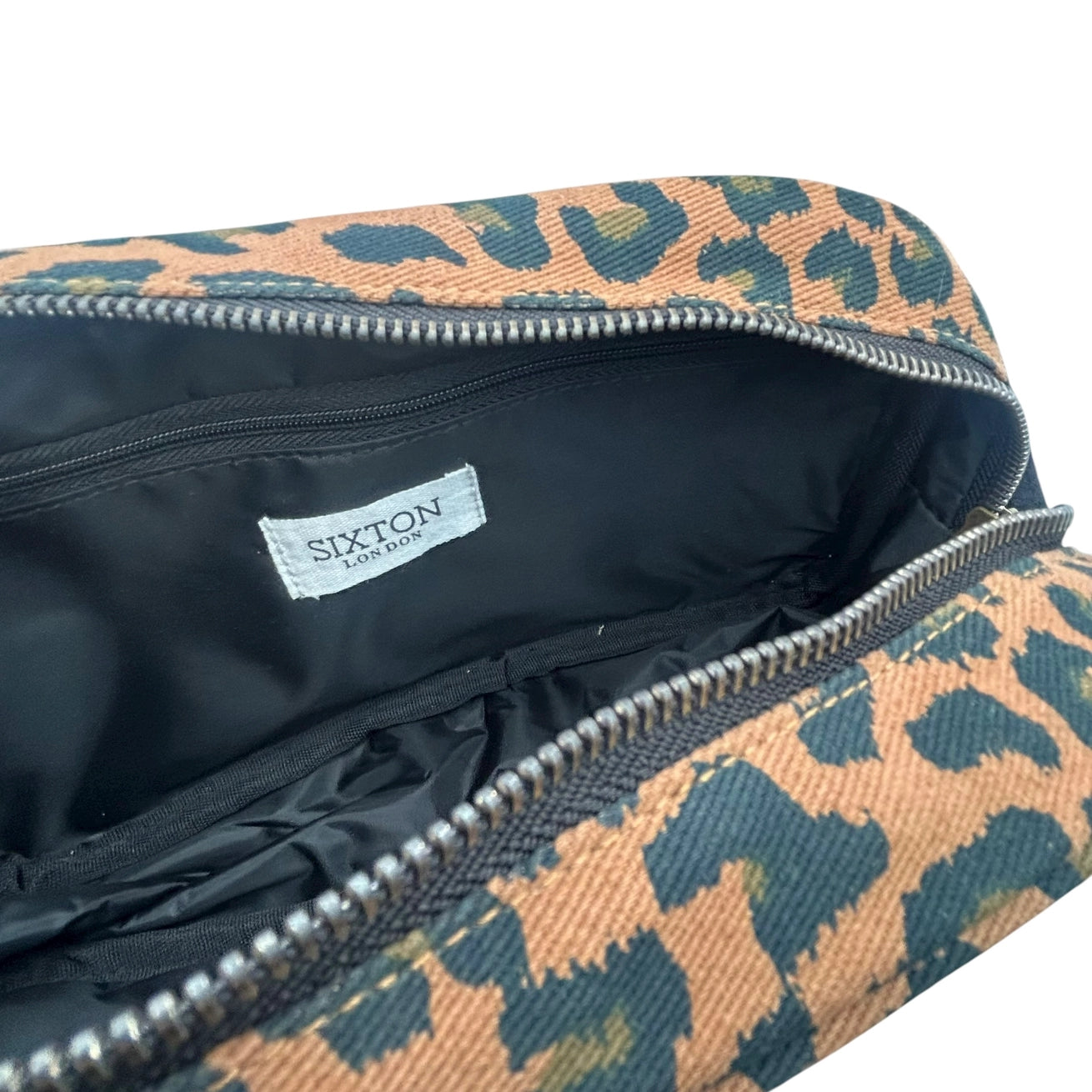 Heliotique | Sixton Large Leopard Cosmetic Bag