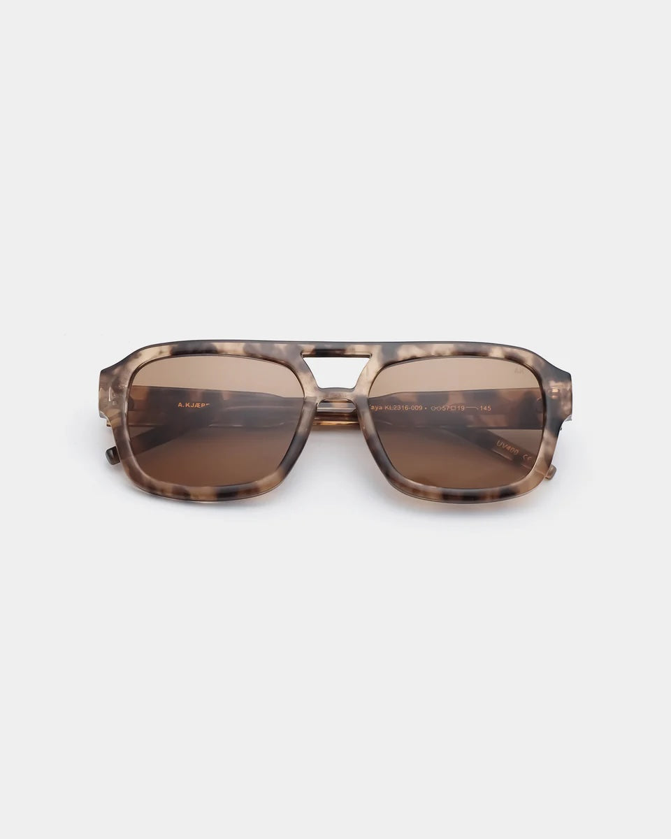 Heliotique | A.Kjaerbede Kaya Sunglasses - Coquina