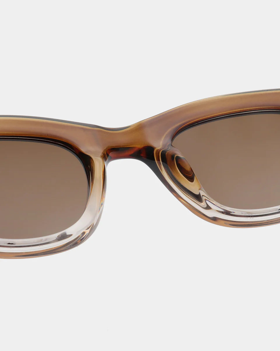 Heliotique Lane Sunglasses - Smoke / Champagne