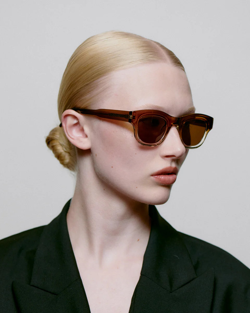 Heliotique Lane Sunglasses - Smoke / Champagne
