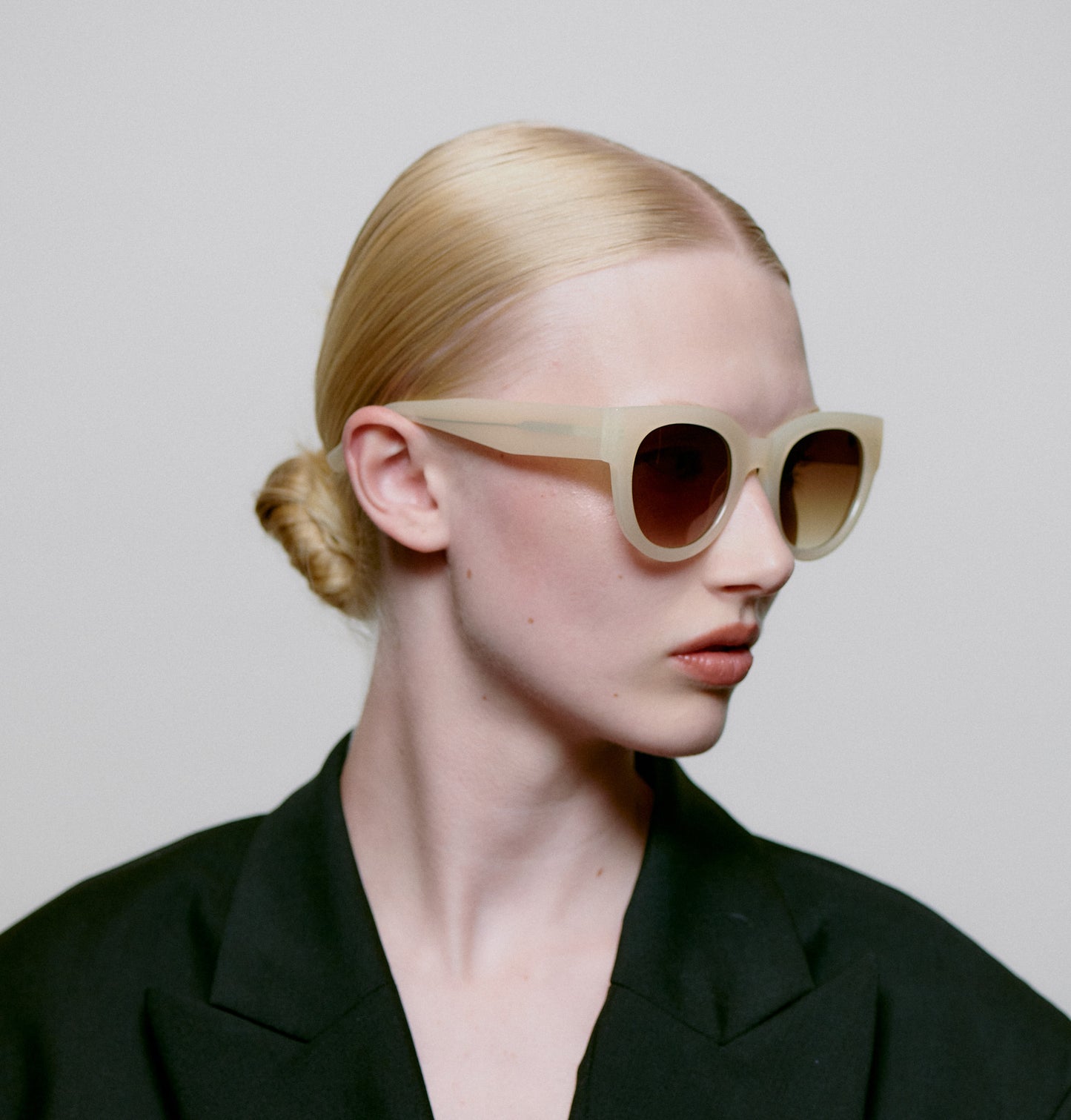 Heliotique | A.Kjaerbede Lilly Sunglasses - Cream Bone