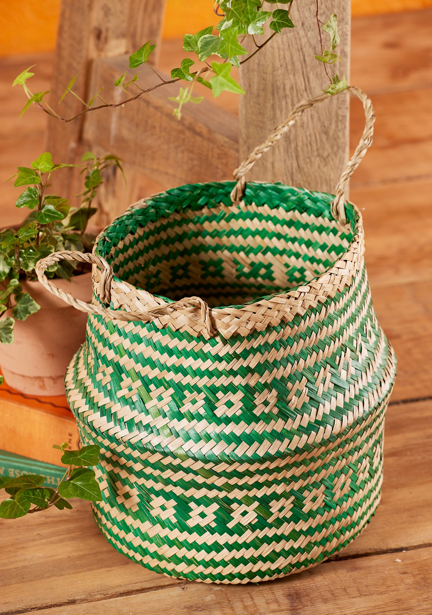 Heliotique | Namaste Green Seagrass Basket - Small