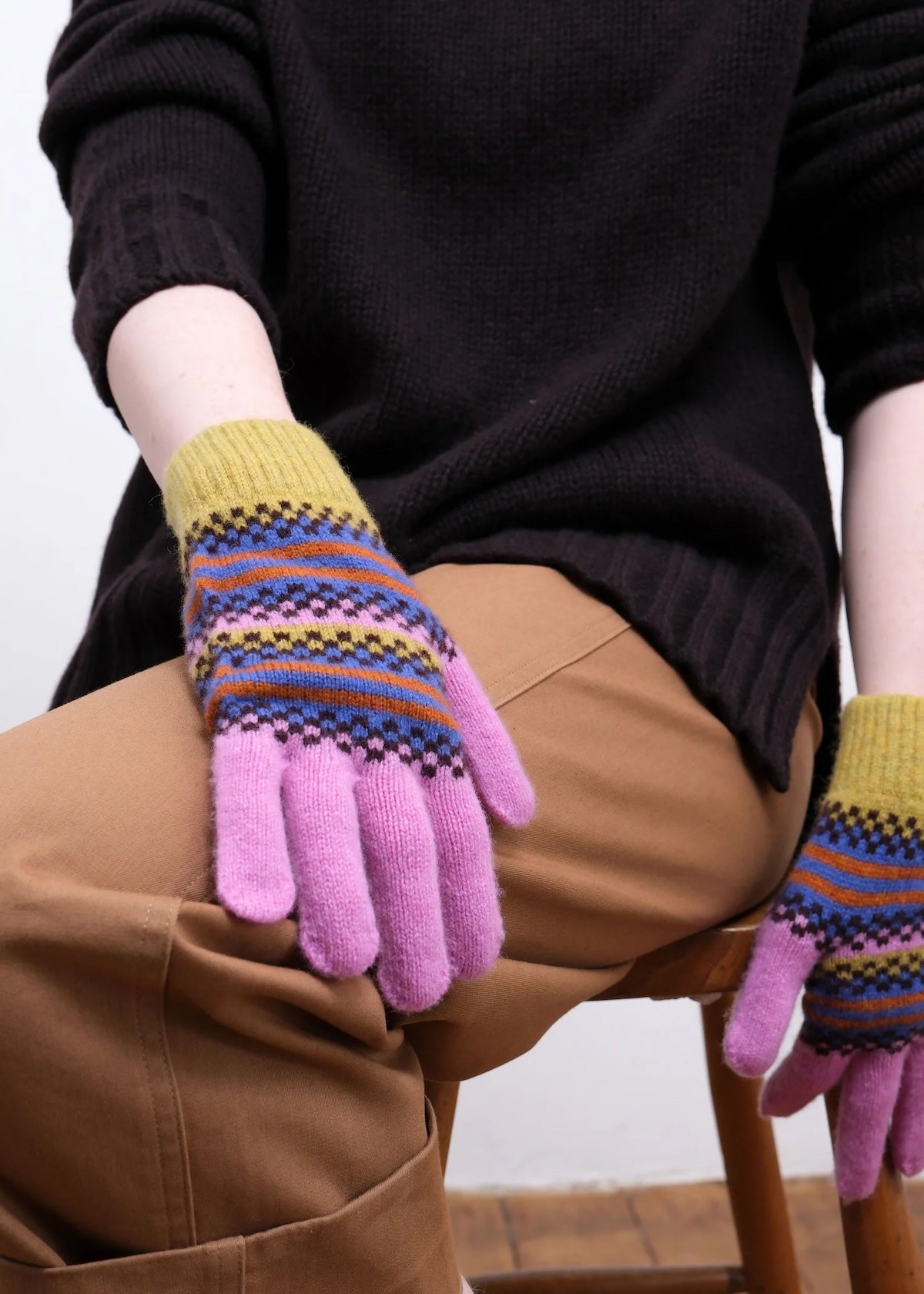 Heliotique | Quinton Chadwick Patterned Lambswool Gloves - Quartz