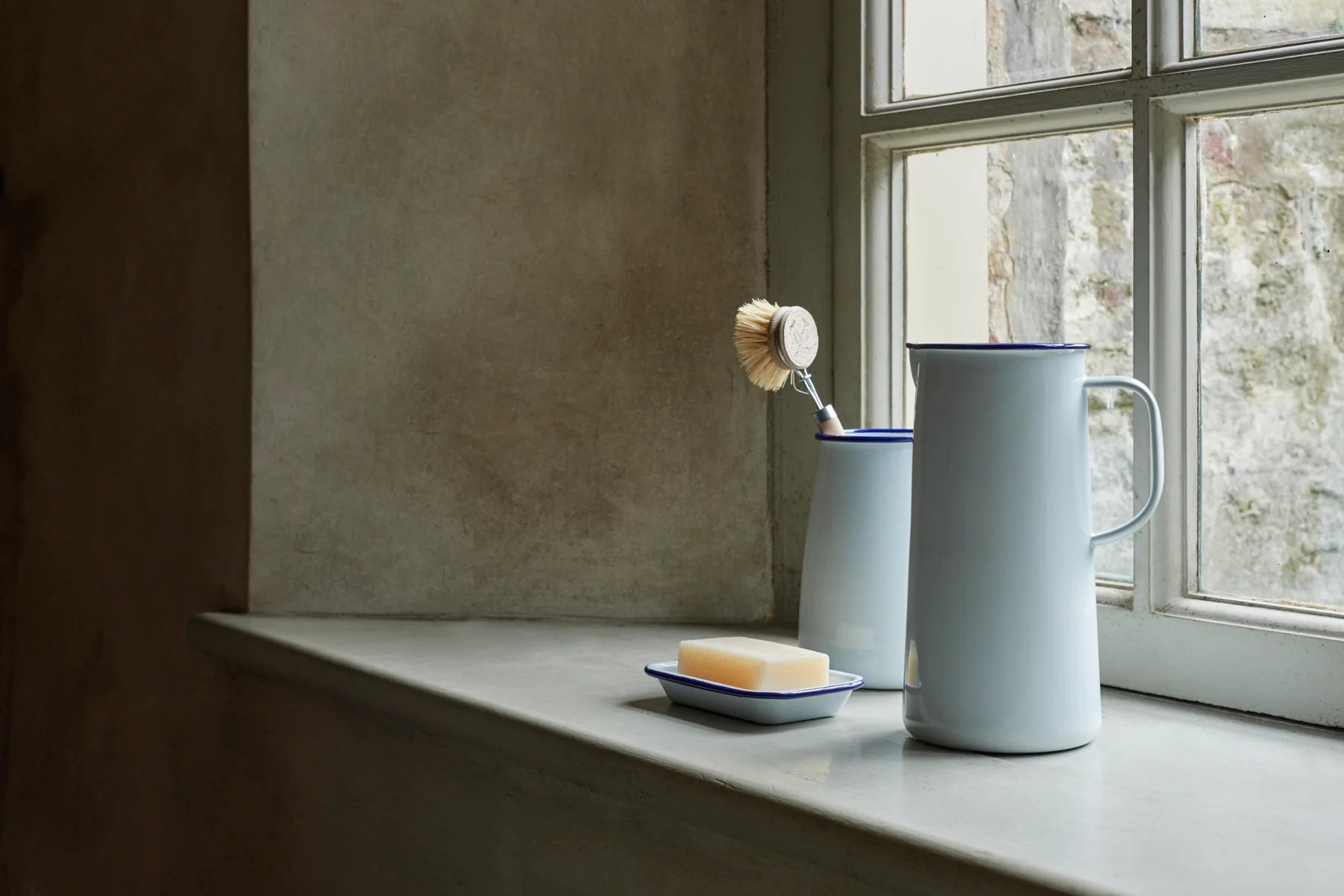 Heliotique | Falcon Enamelware Enamel Soap Dish