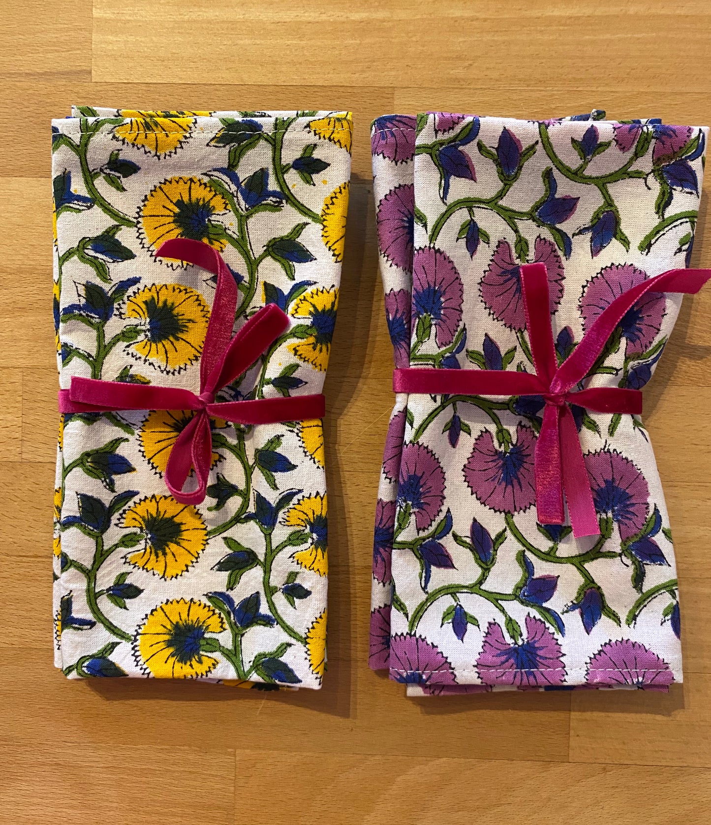 Heliotique | Set of 2 Indian Floral Napkins - Yellow