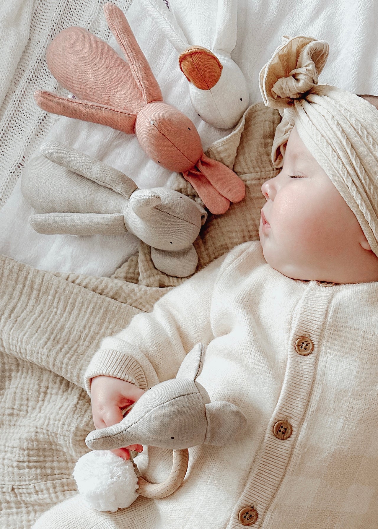 Heliotique | Mr Pickles Linen Blend Rattle - Elephant