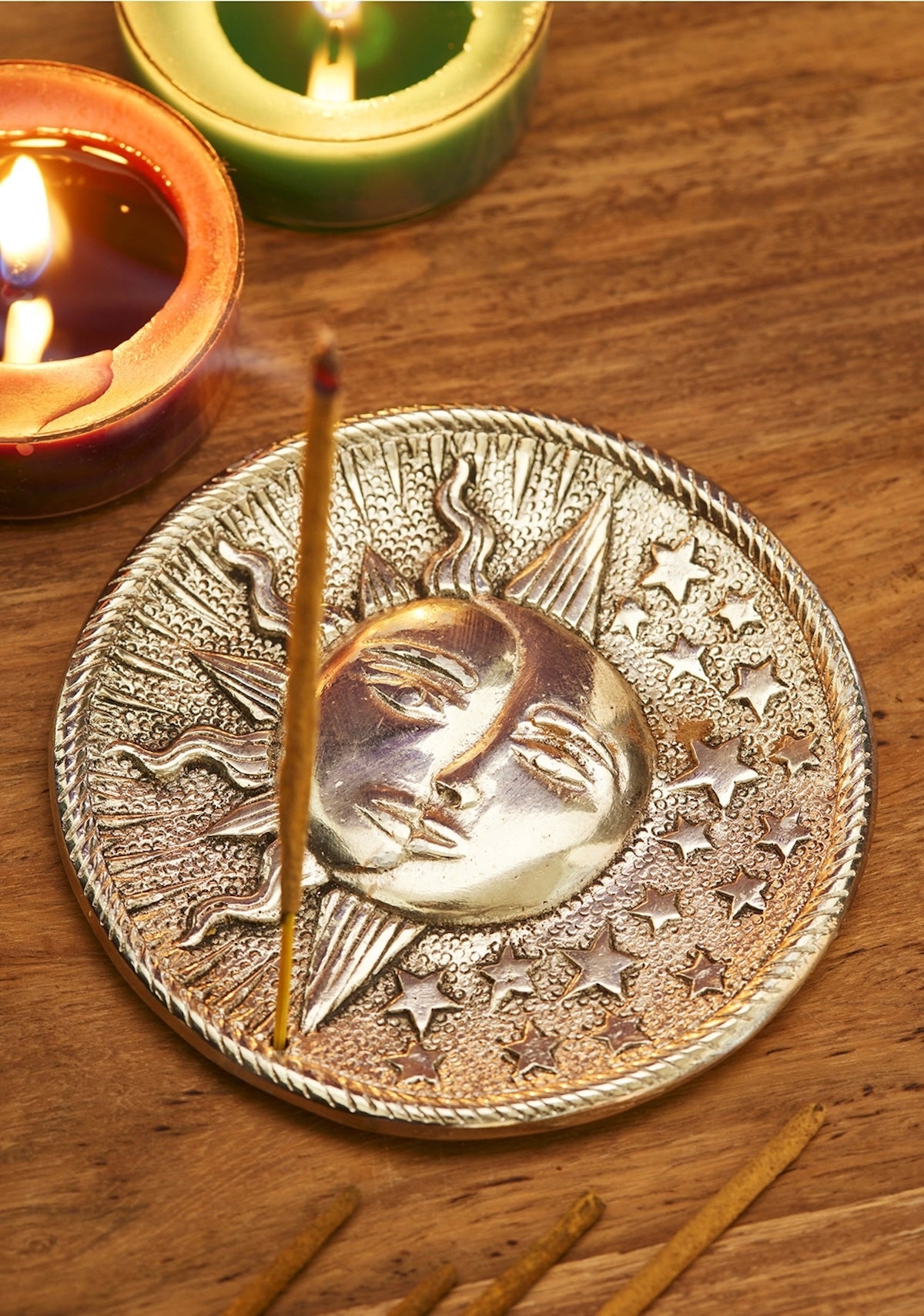 Heliotique | Namaste Sun / Moon Round Incense Holder