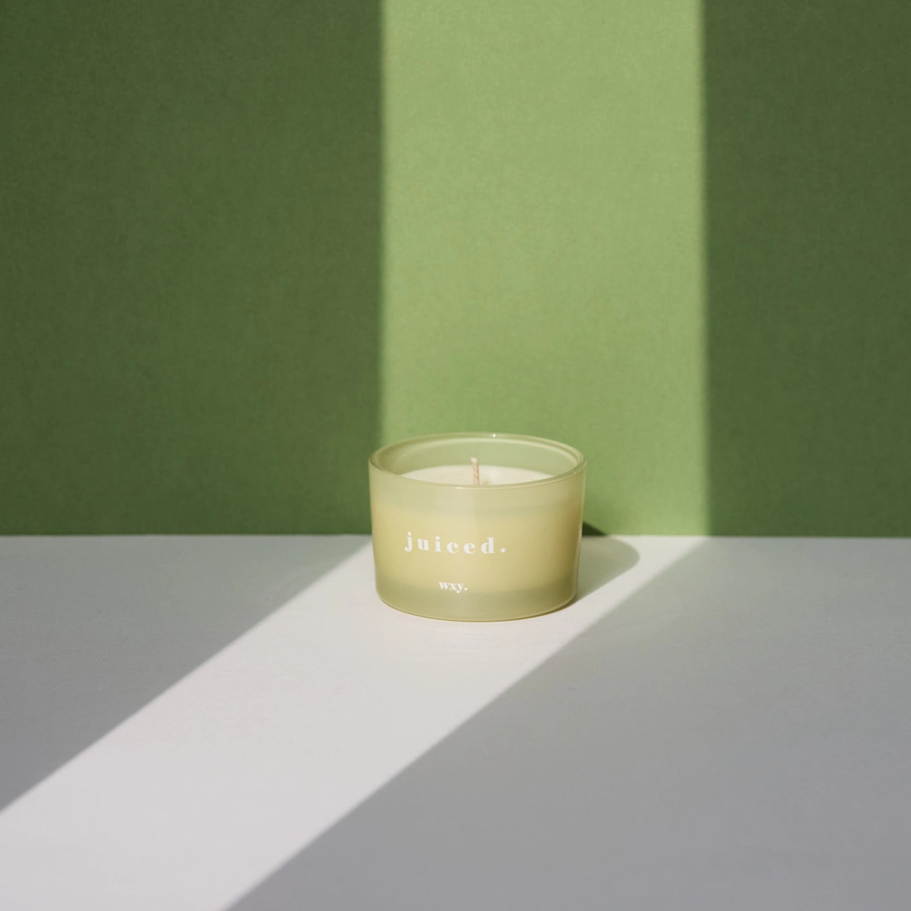 Heliotique Juiced Candle - Lime, Avocado & Cucumber Water