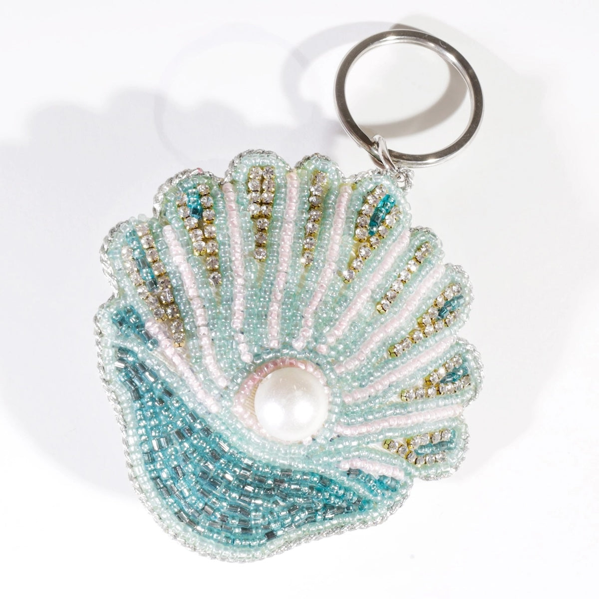 Heliotique Beaded Scallop & Pearl Keyring