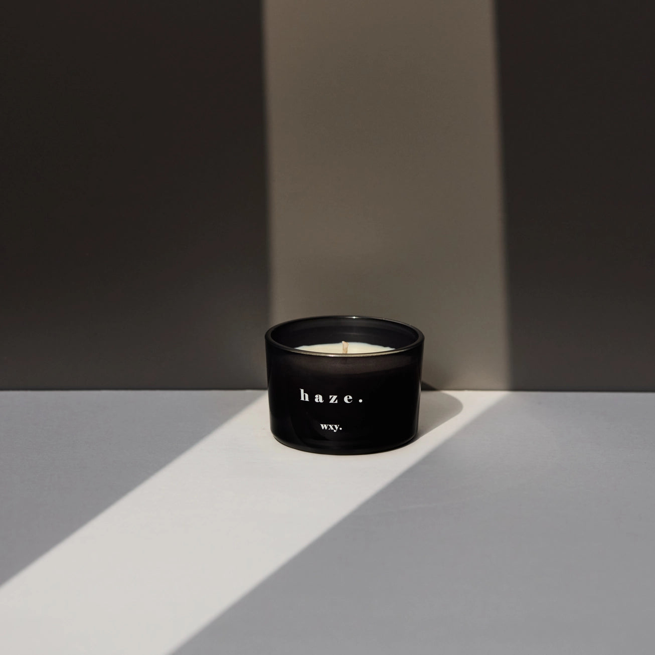 Heliotique Haze Candle - Patchouli & Hemp