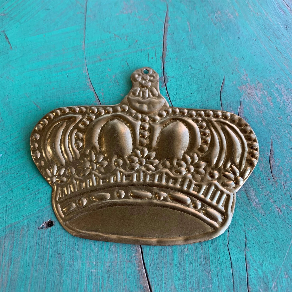 Heliotique | Tin Crown Ornament