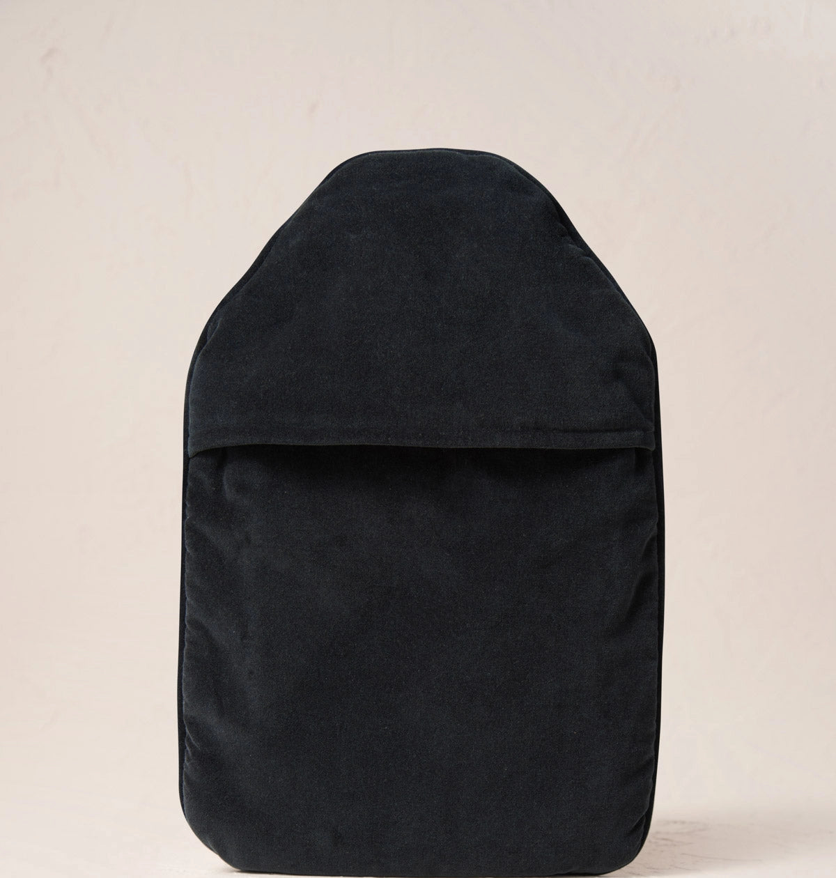 Heliotique | Elizabeth Scarlett Honey Bee Hot Water Bottle - Charcoal