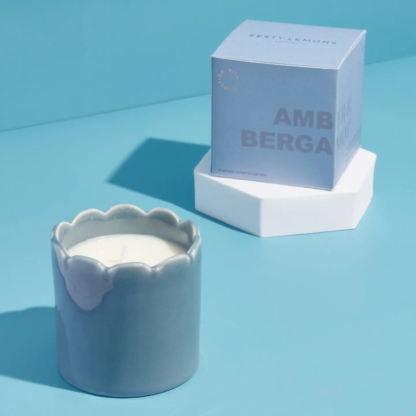 Heliotique Kiln Scalloped Candle - Amber & Bergamot