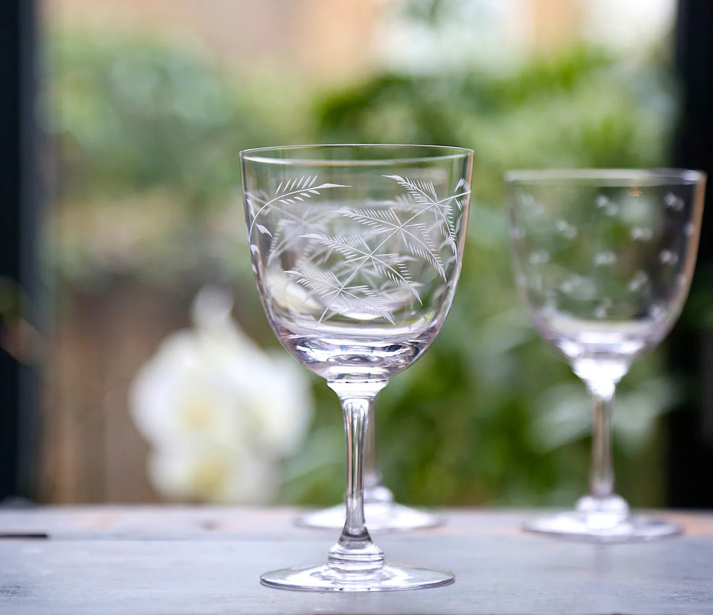 Heliotique | The Vintage List A Pair Of Crystal Wine Glasses - Fern