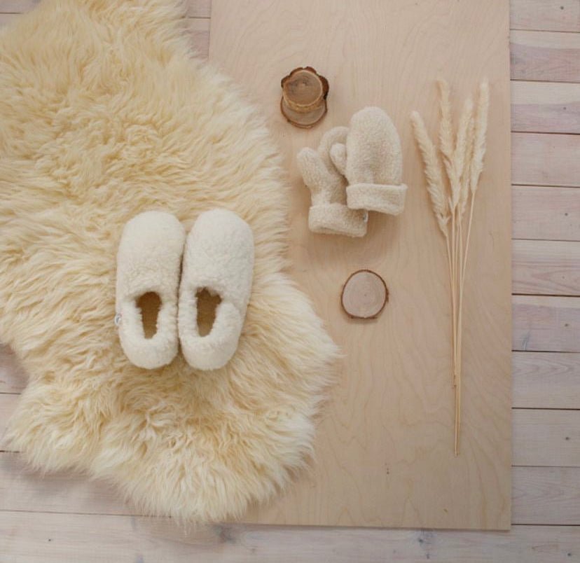 Heliotique | Yoko Wool Siberian Sheepskin Slippers in Natural 