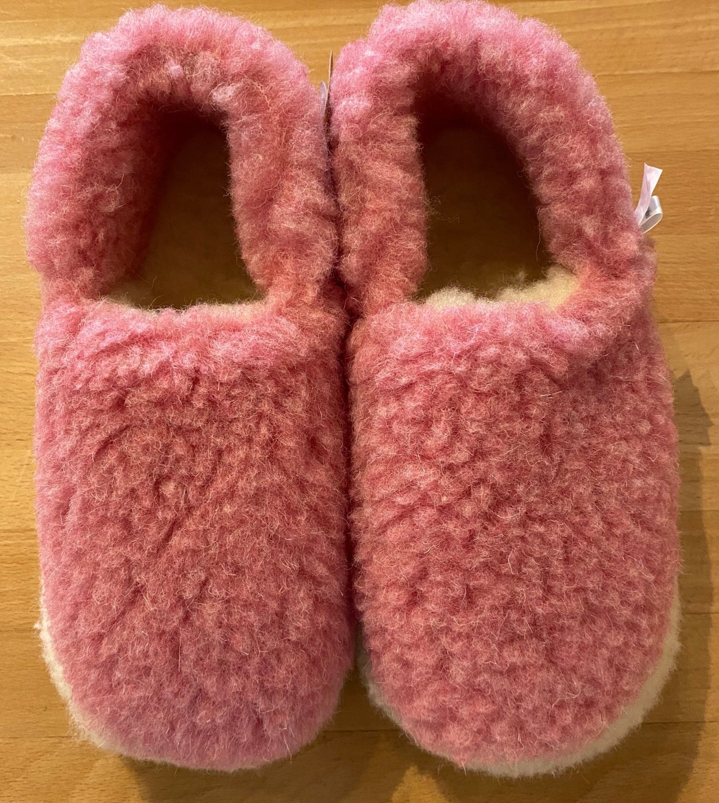 Heliotique | Yoko Wool Siberian Sheepskin Slippers in Pink