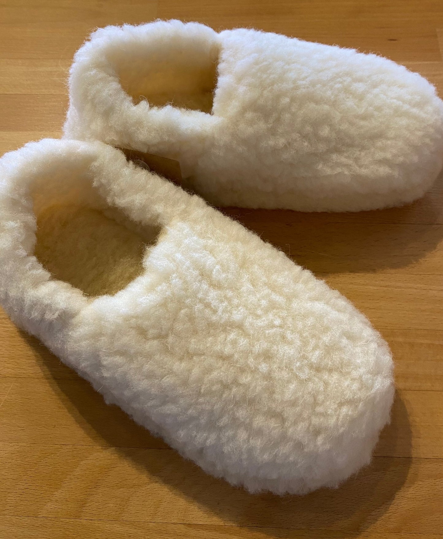 100% Siberian Wool Slippers - Natural